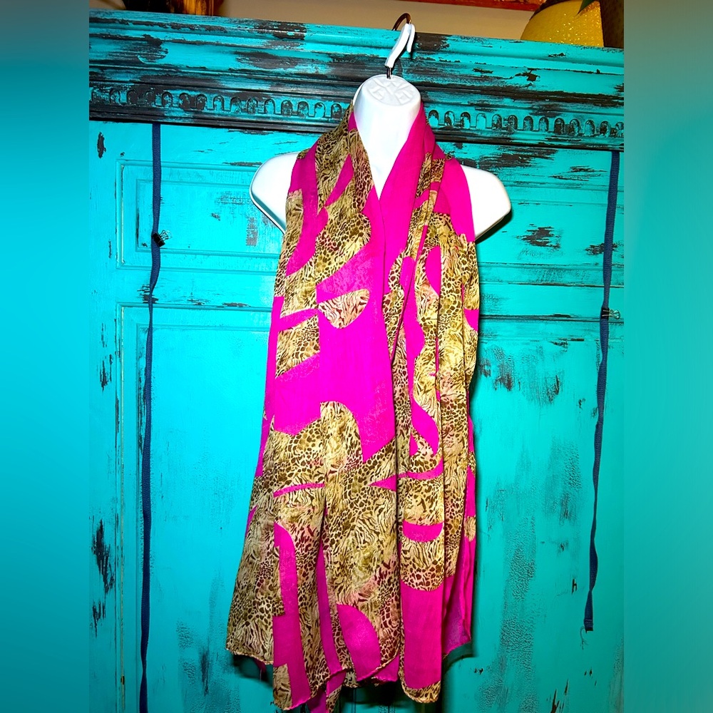 Nollia - Large Elegant 100% Viscose Scarf